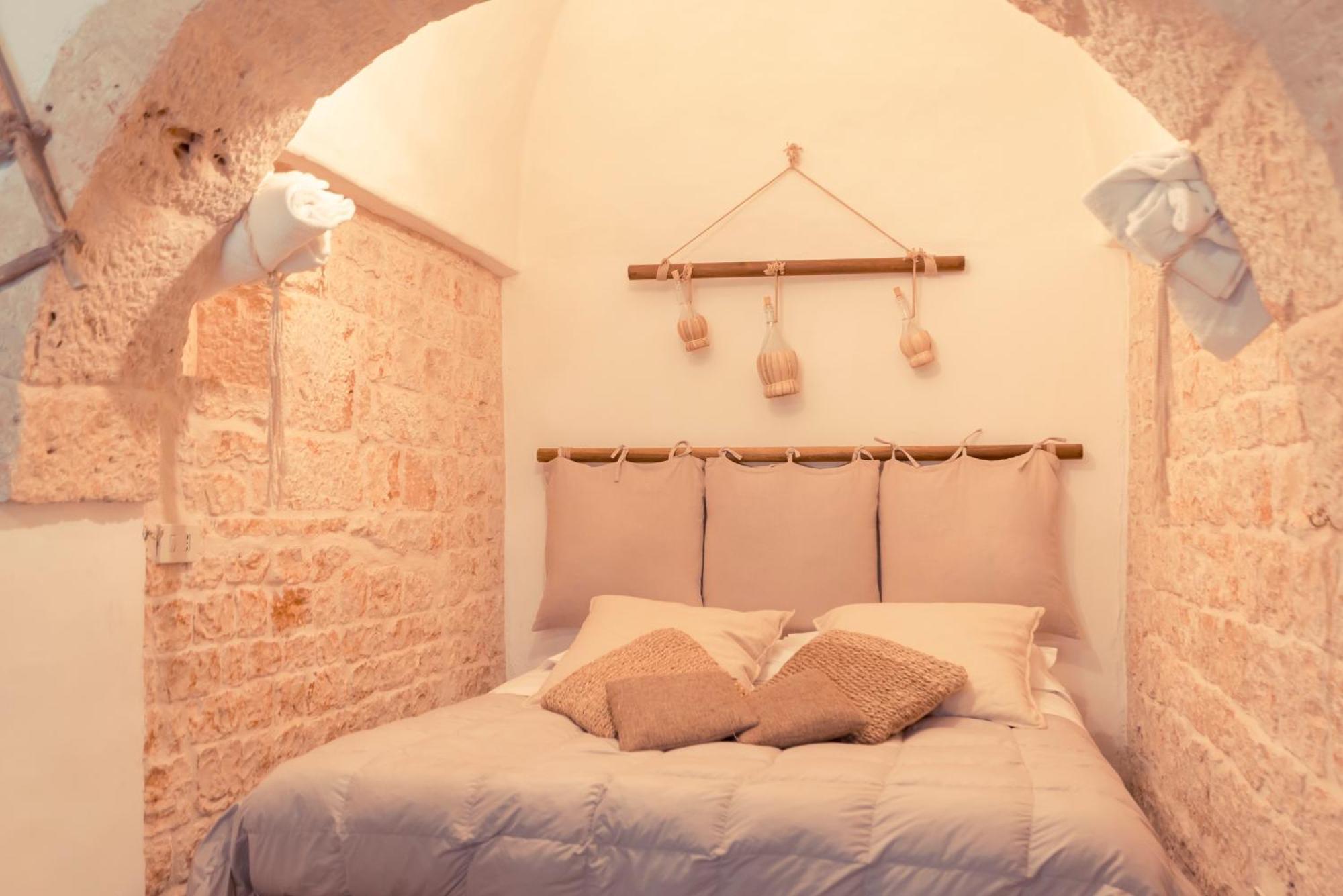 Widespread Trulli In The Historic Center - Trulli Antichi Mestieri Holiday home Alberobello