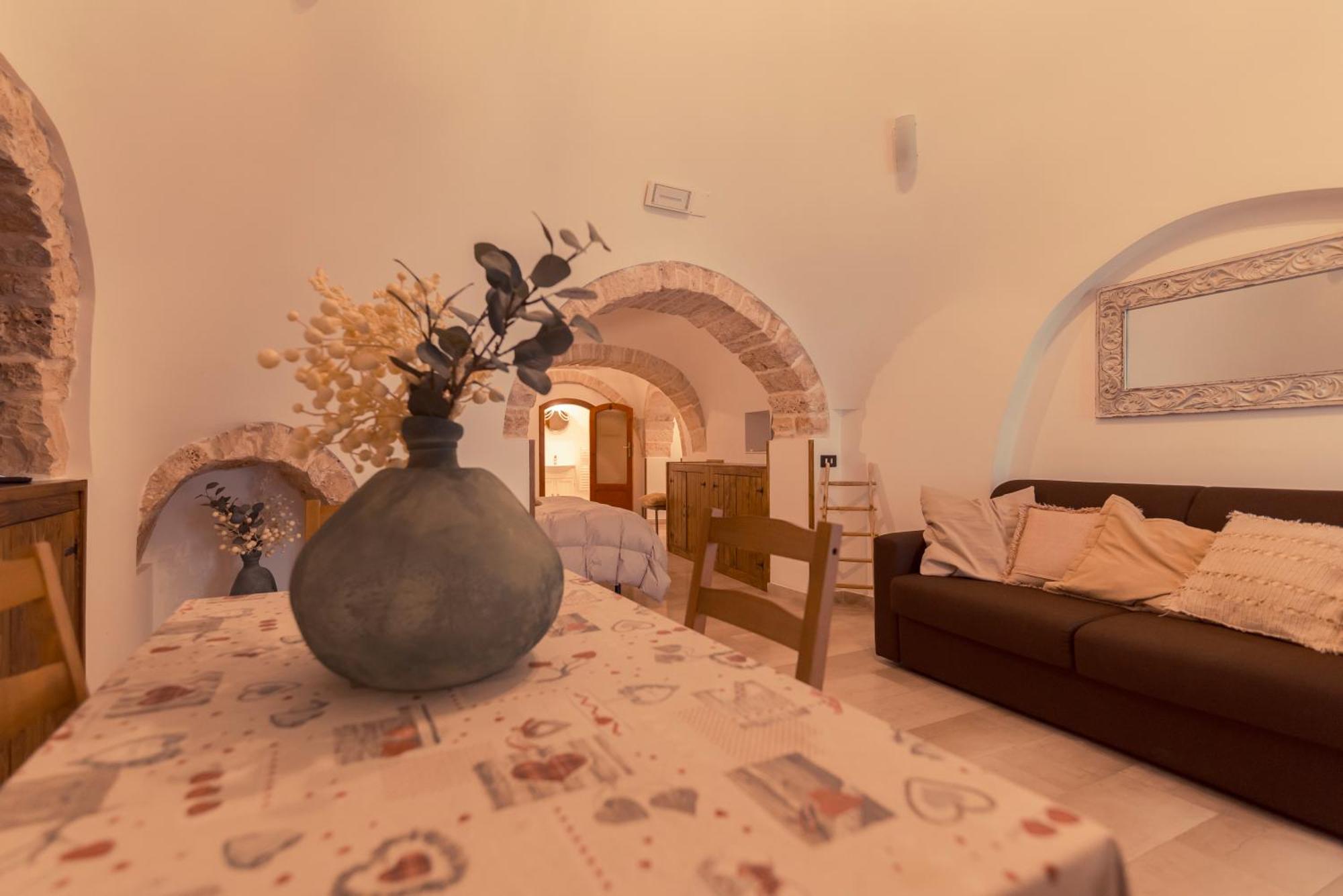 Widespread Trulli In The Historic Center - Trulli Antichi Mestieri Holiday home Alberobello