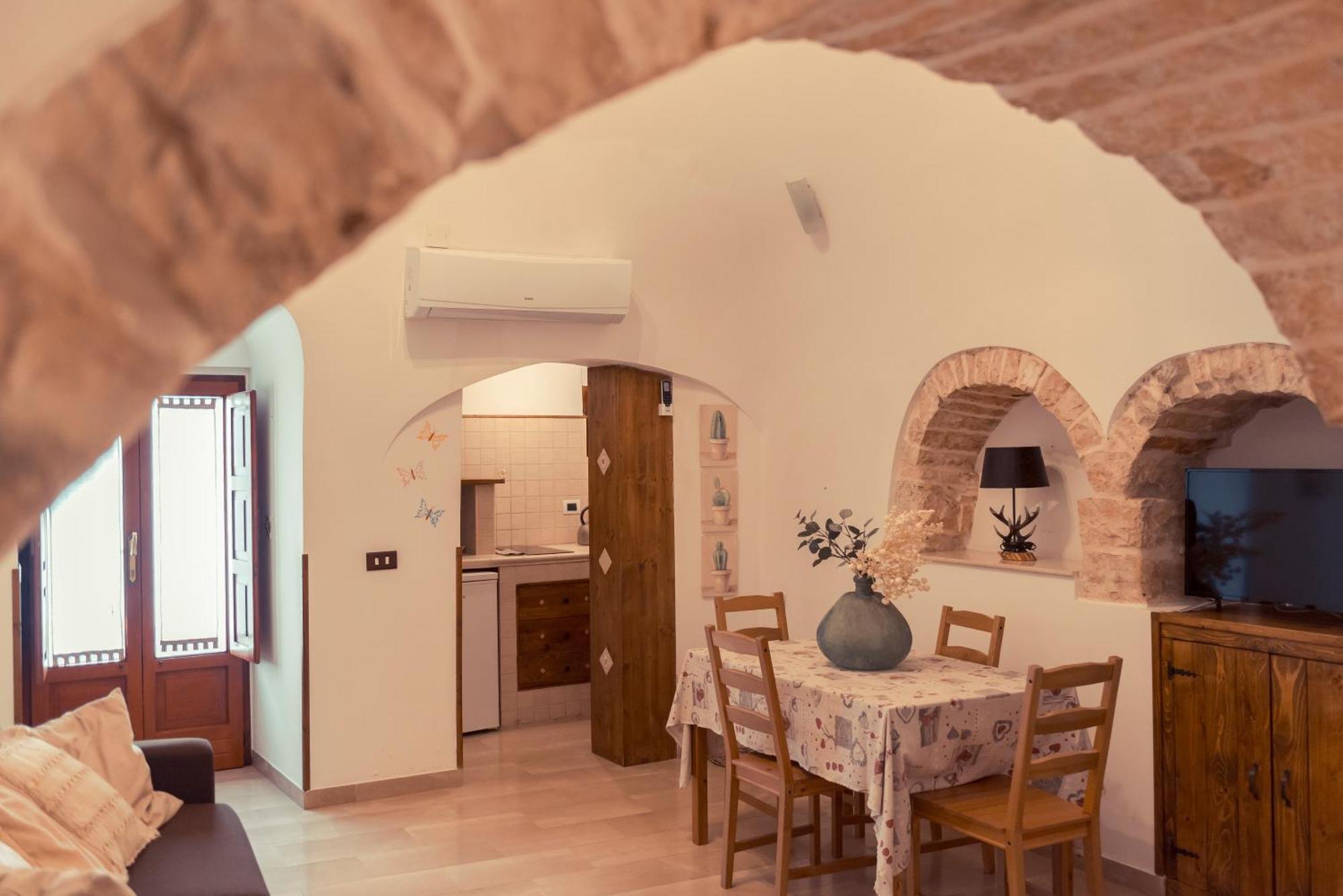 Widespread Trulli In The Historic Center - Trulli Antichi Mestieri Alberobello