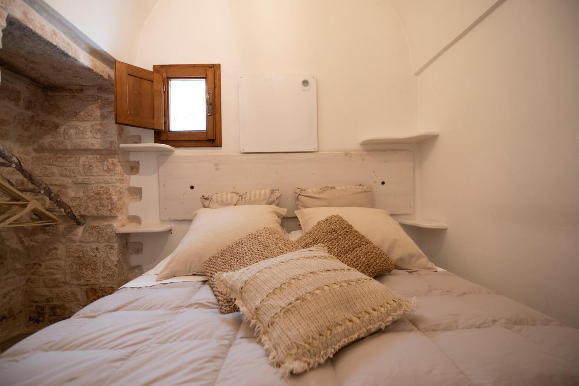 Widespread Trulli In The Historic Center - Trulli Antichi Mestieri