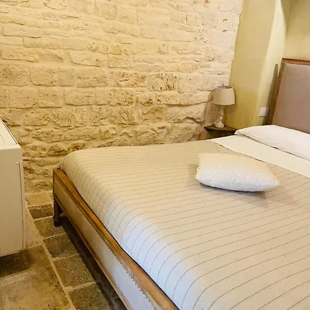 Widespread Trulli In The Historic Center - Trulli Antichi Mestieri Alberobello Exterior photo