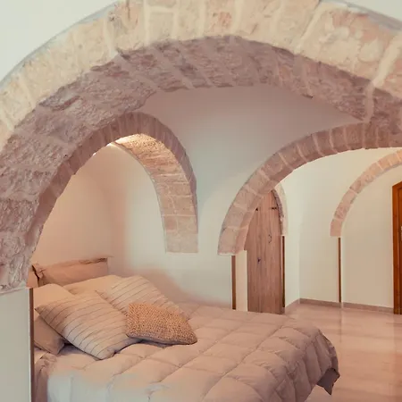 Widespread Trulli In The Historic Center - Trulli Antichi Mestieri Alberobello Exterior photo