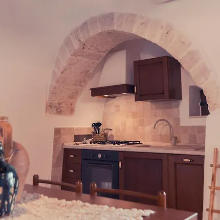 Widespread Trulli In The Historic Center - Trulli Antichi Mestieri Alberobello Exterior photo