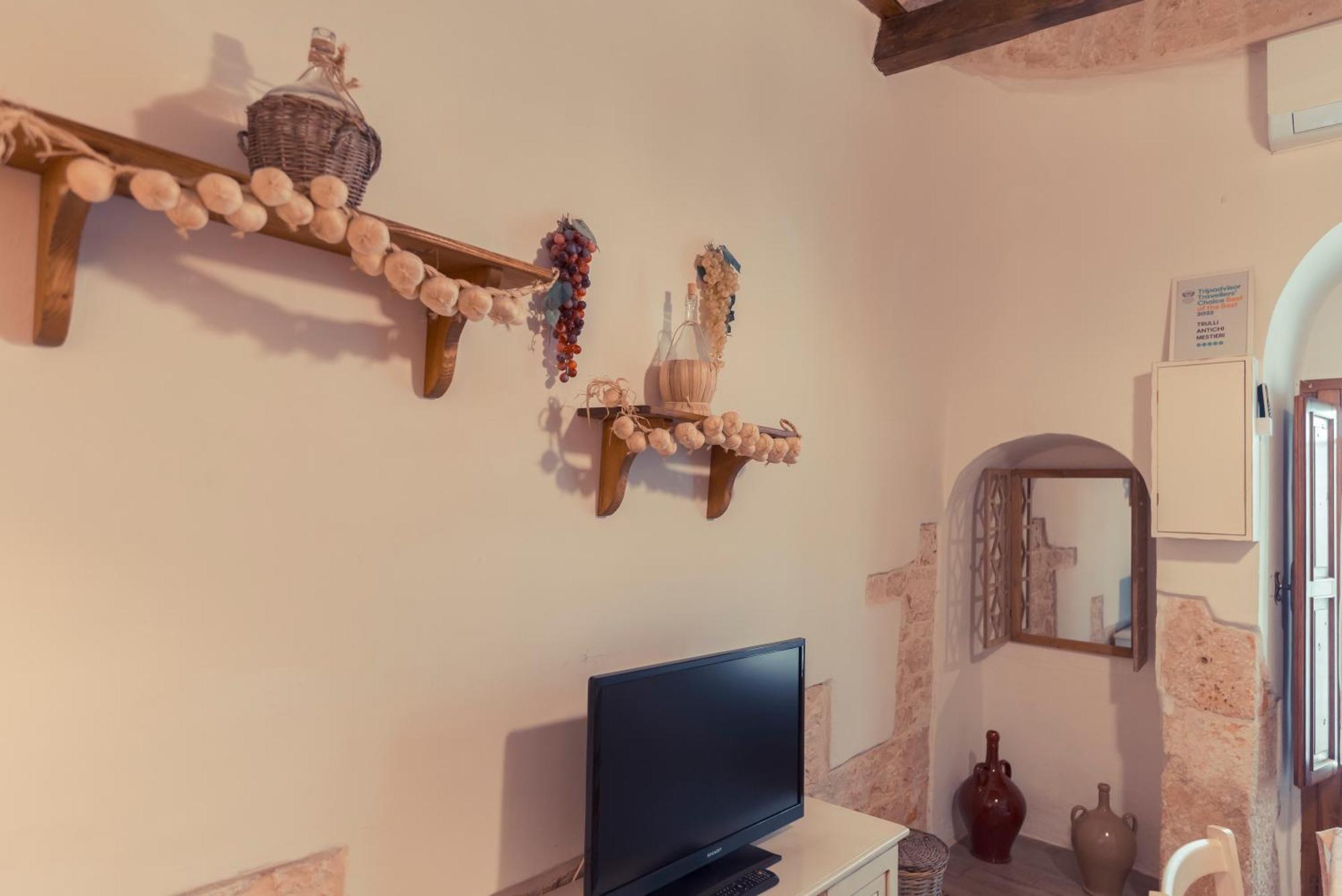 Holiday home Widespread Trulli In The Historic Center - Trulli Antichi Mestieri *