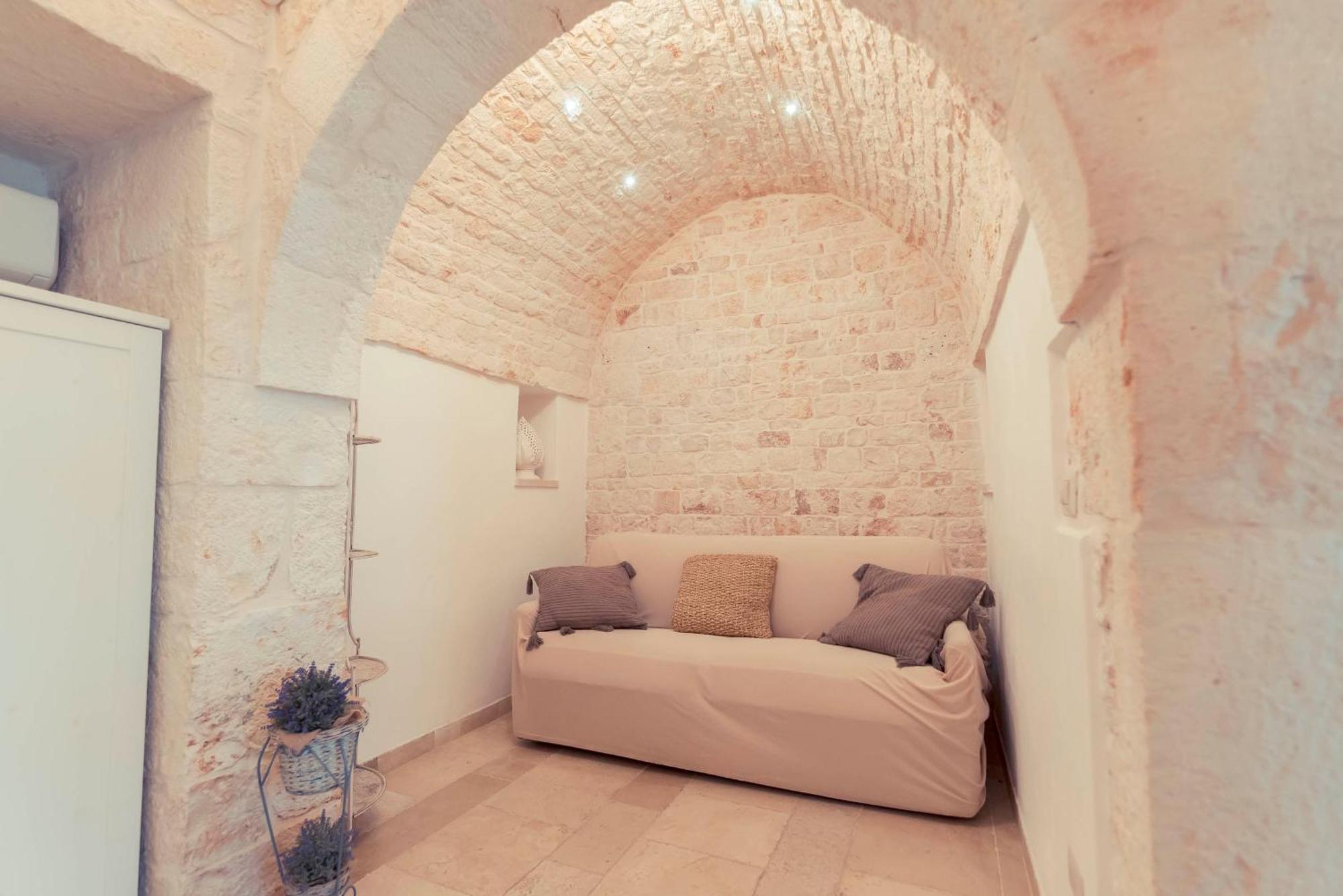 Widespread Trulli In The Historic Center - Trulli Antichi Mestieri Holiday home Alberobello