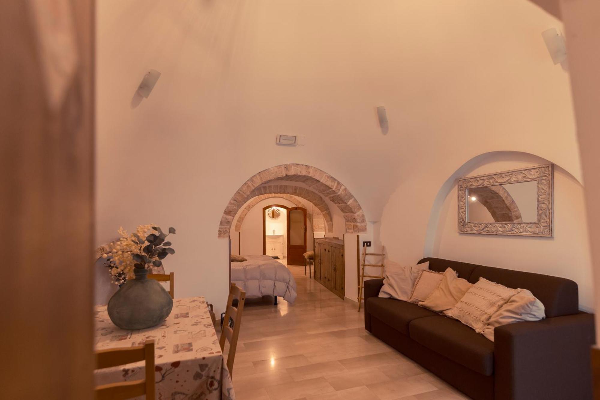 Widespread Trulli In The Historic Center - Trulli Antichi Mestieri Holiday home Alberobello