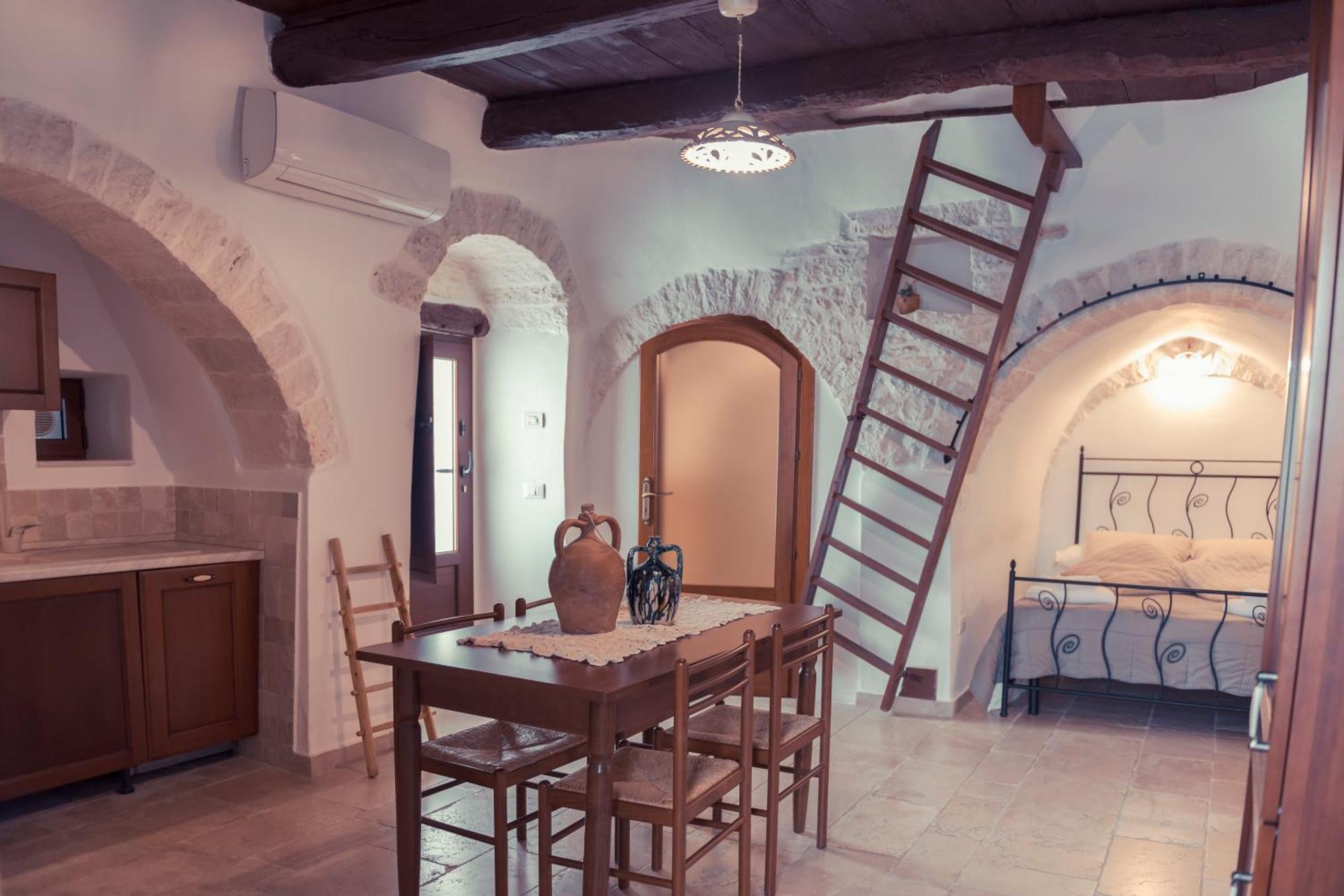 Holiday home Widespread Trulli In The Historic Center - Trulli Antichi Mestieri *